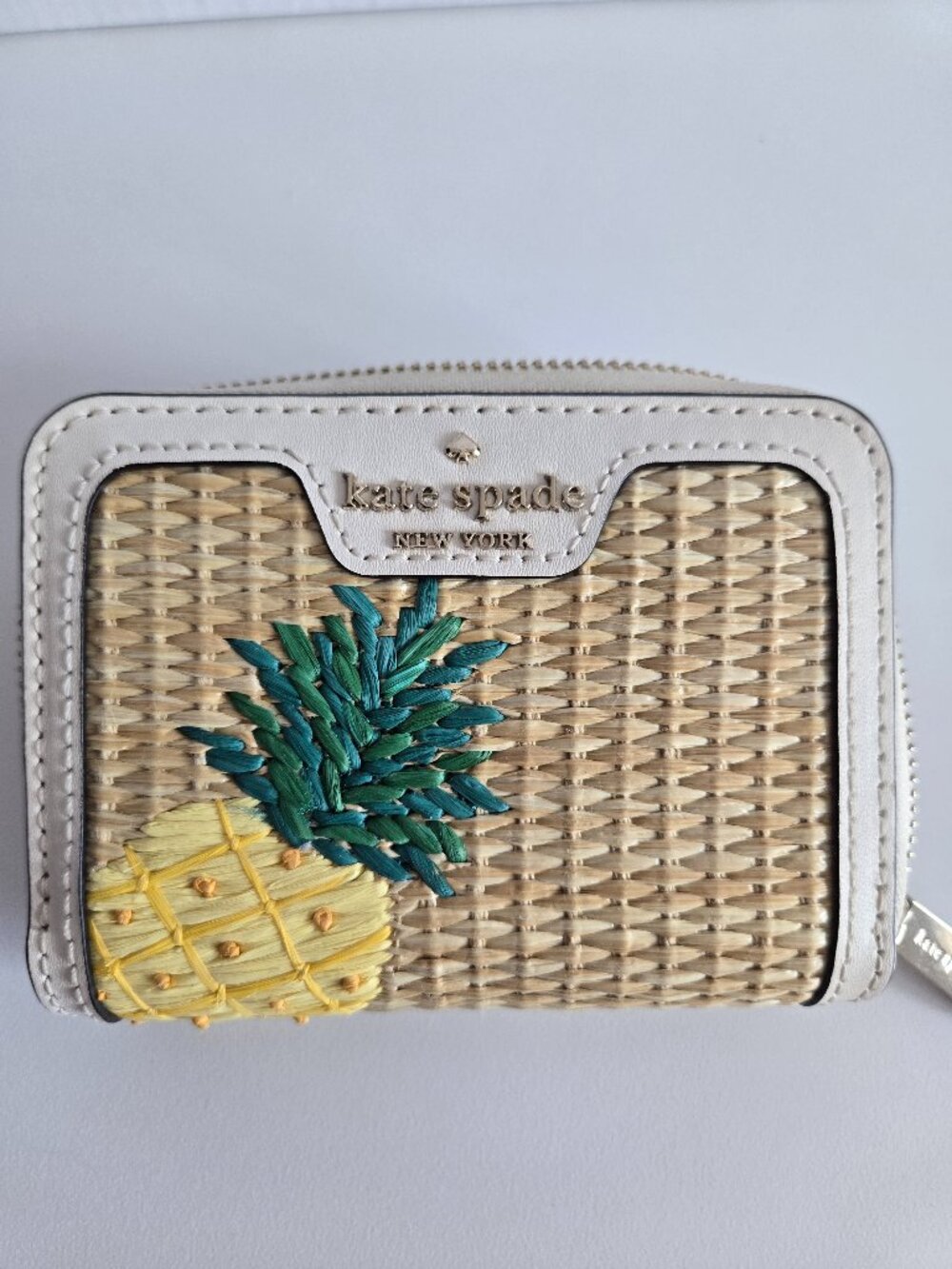 Kate Spade Pineapple Small zip around card case with charming embroidery *NEW